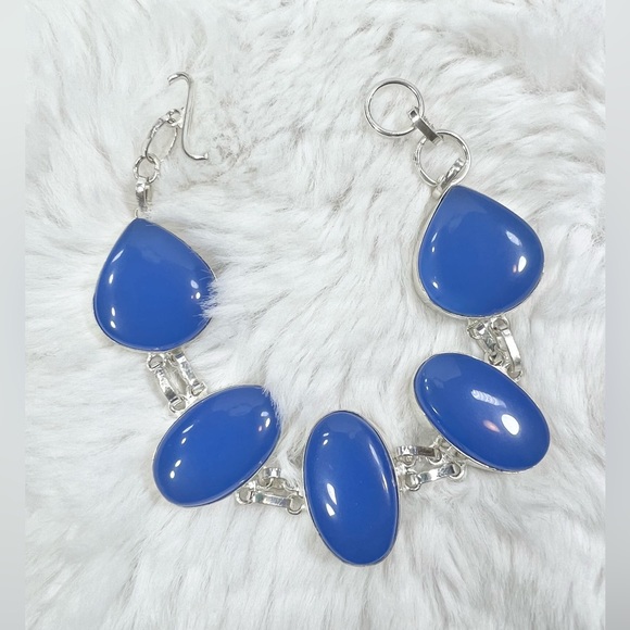 Chalcedony 925 Gemstone Necklace & Bracelet Set - Picture 3 of 8